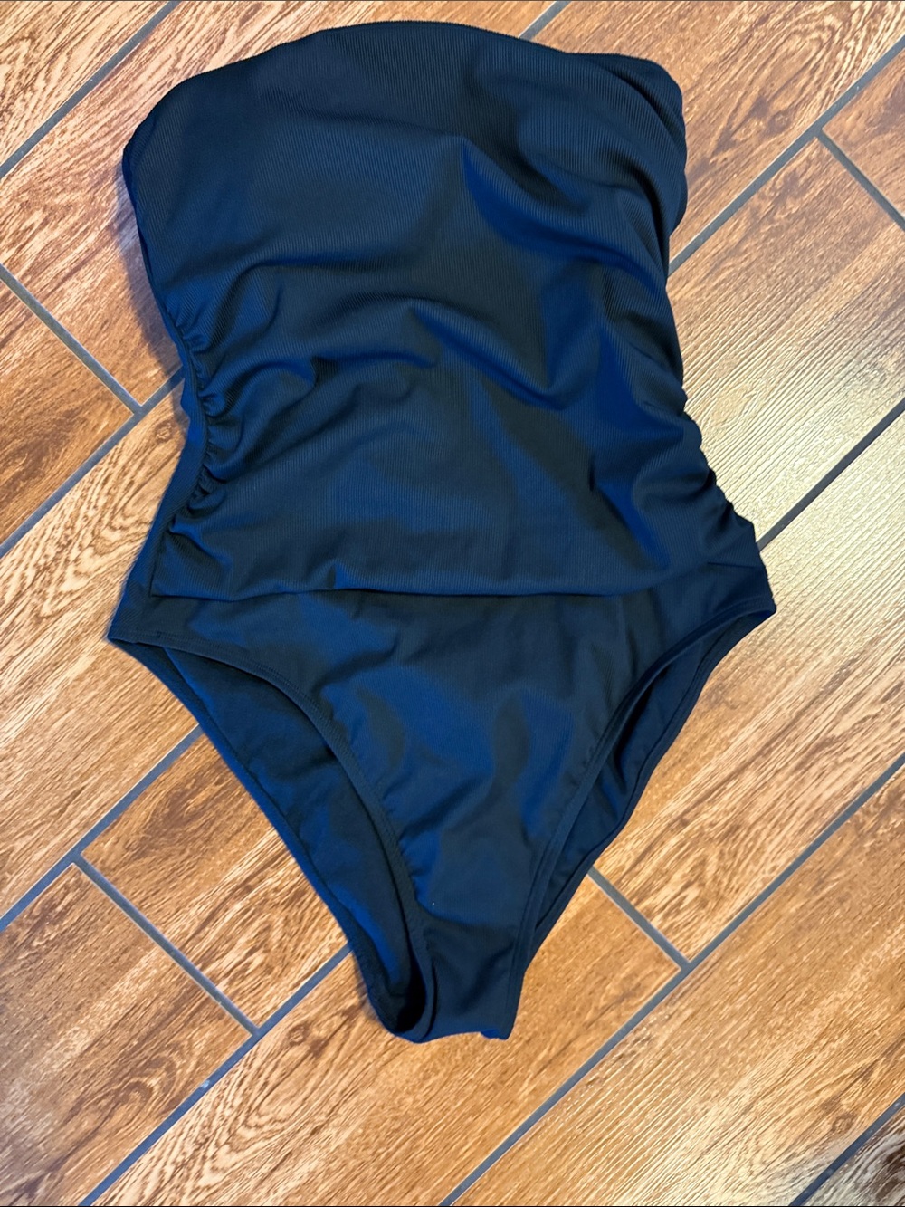 Shade & Shore Black Strapless One-Piece Swimsuit